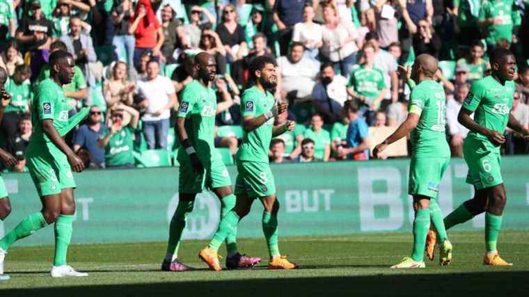 after five games without winning, Saint-Etienne overthrows Brest and leaves the red zone