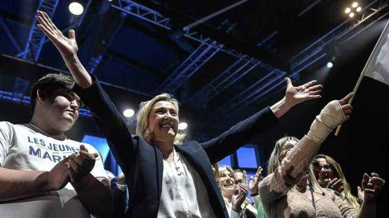 during the meeting of Marine Le Pen in Perpignan, the sympathizers of the RN galvanized by the good polls