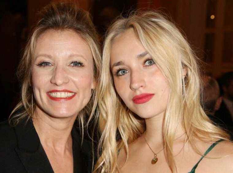 his daughter Chloé Jouannet confides in her bulimia and her complexes