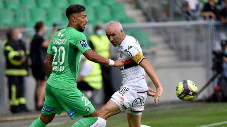 in Lorient, AS Saint-Étienne can take off