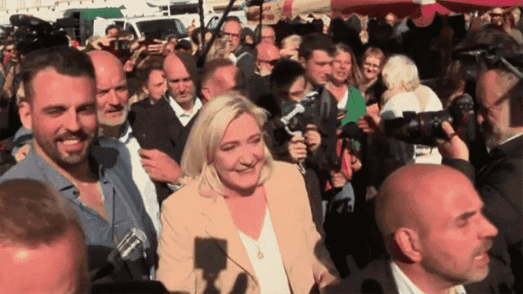 last day of campaign for Marine Le Pen in Pas-de-Calais