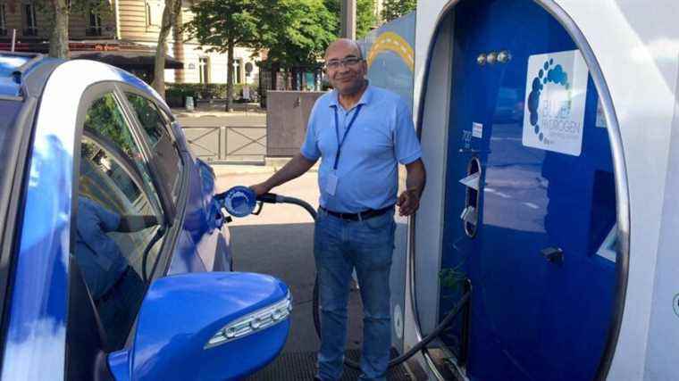 to “decarbonize transport”, a taxi company is betting on the development of hydrogen stations