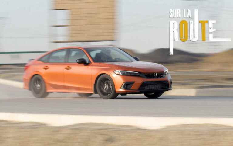 In video: The Car Guide behind the wheel of the 2022 Honda Civic Si