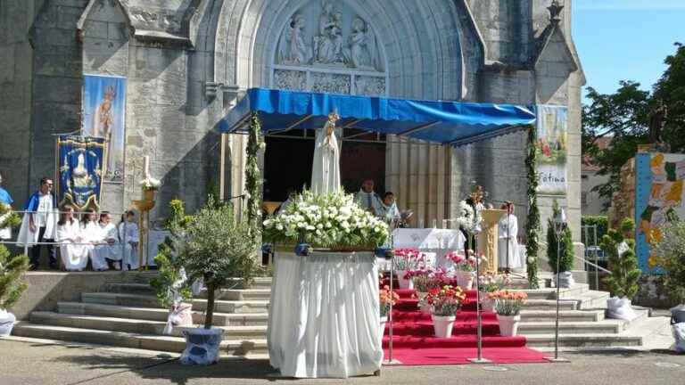 3,000 Portuguese faithful came to the Mont Roland pilgrimage in the Jura