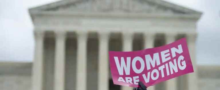 A few days before a vote, elected American Democrats defend the right to abortion