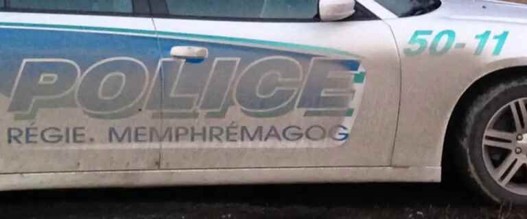 A senior brutally beaten in the street and for no apparent reason in Magog