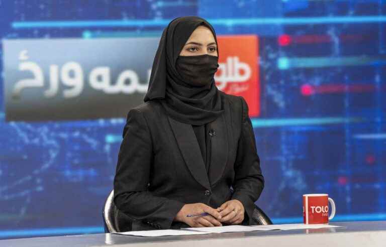 Afghan TV presenters finally cover their faces