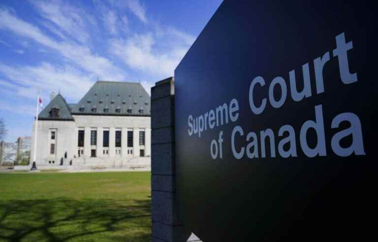 Alexandre Bissonnette will be able to seek parole after 25 years, rules the Supreme Court