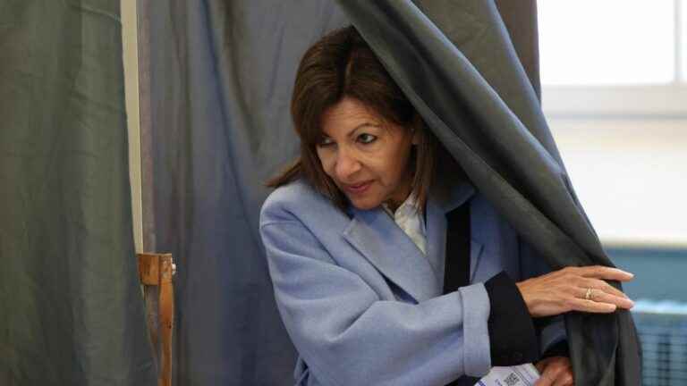 Anne Hidalgo weakened, the right finds colors in Paris