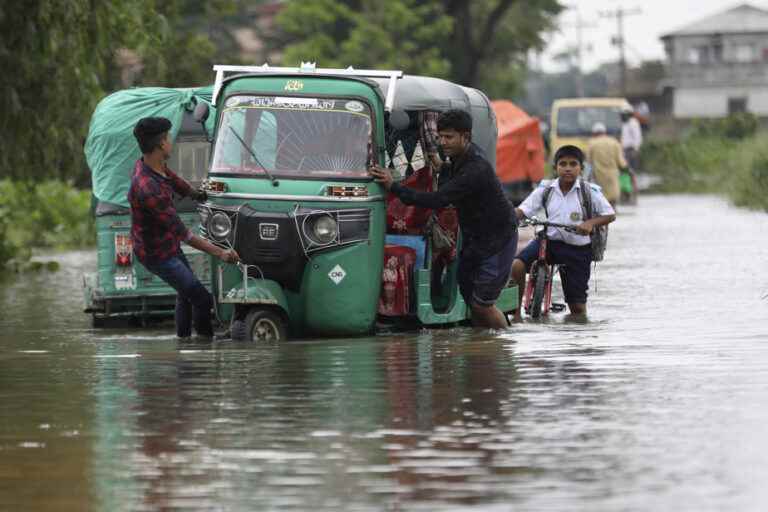 Bangladeshi |  At least four million people affected by floods