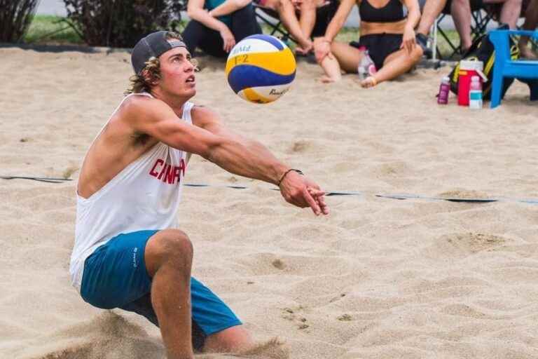 Beach volleyball |  Tyler Brossard: Leaving to grow better