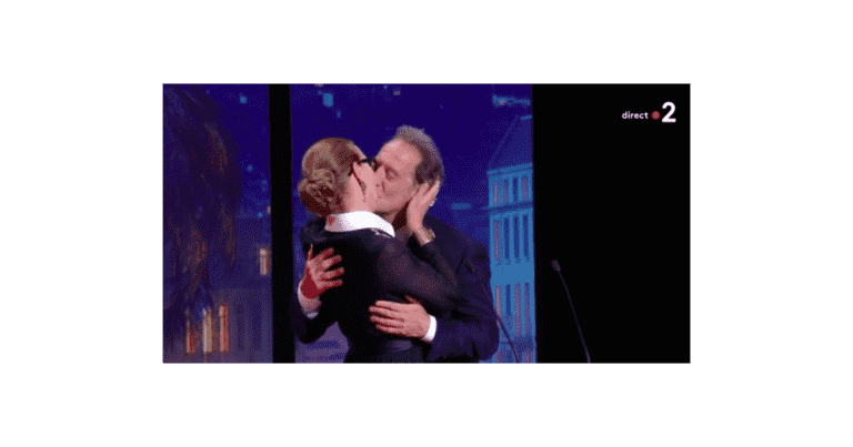 Cannes Film Festival: Carole Bouquet passionately kisses Vincent Lindon live from the ceremony!