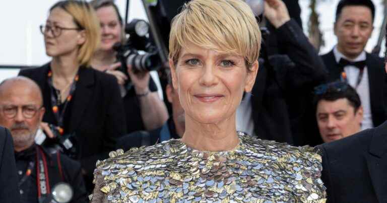 Cannes Film Festival: Marina Foïs causes a sensation with her boyish cut and in a metallic top