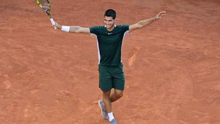 Carlos Alcaraz sweeps away Alexander Zverev to win his second Masters 1000, aged just 19