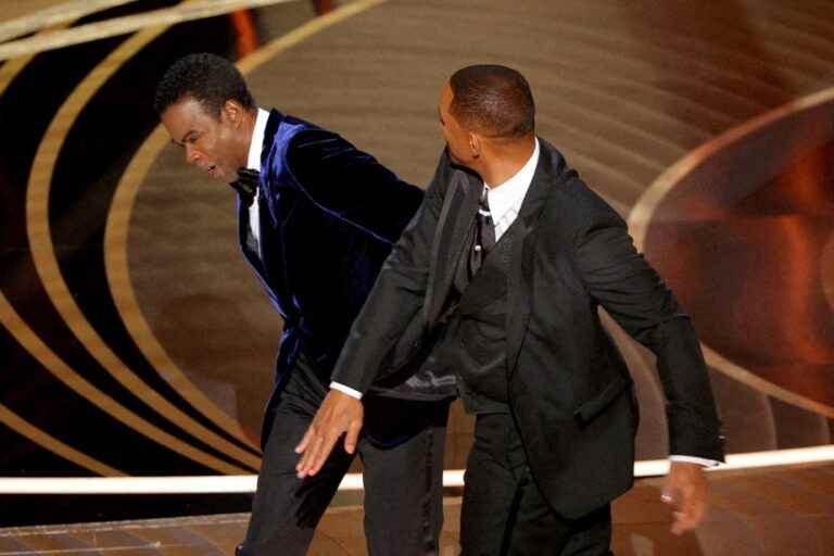 Chris Rock makes slap jokes