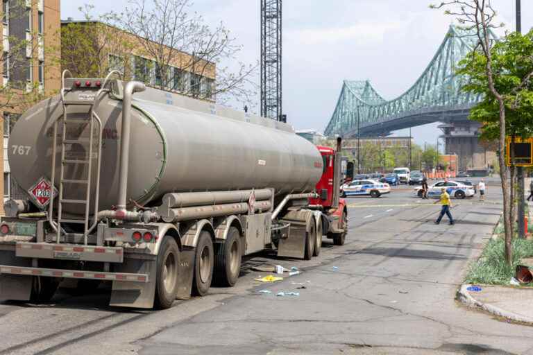 Collision with a tank truck |  The pedestrian succumbed to his injuries.