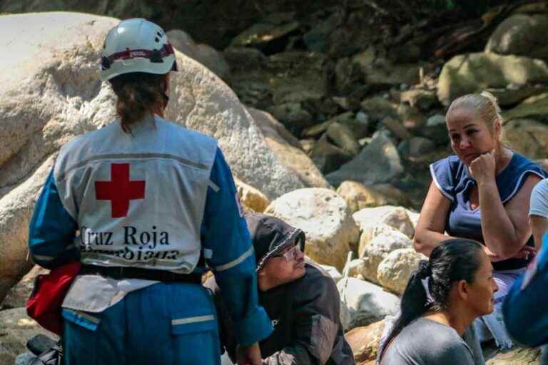 Colombia |  Explosion in a coal mine, fourteen miners trapped