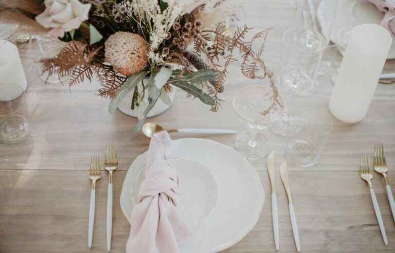 Decorate your table for Mother’s Day