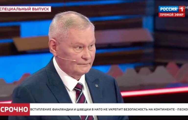 Ex-Russian colonel contradicts Kremlin on state channel