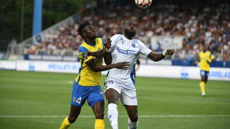 FC Sochaux fails against Auxerre on penalties and remains in Ligue 2