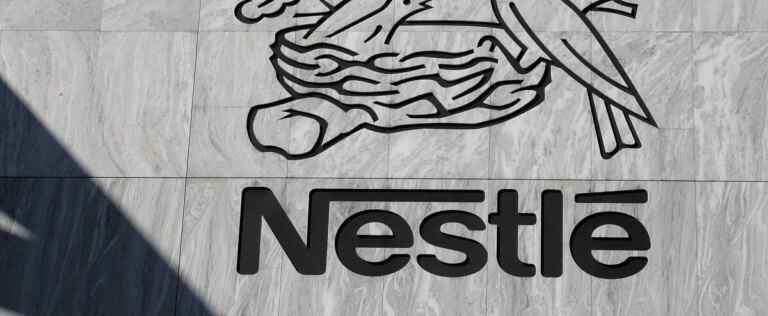 Faced with the shortage in the United States, Nestlé will import infant milk from Switzerland