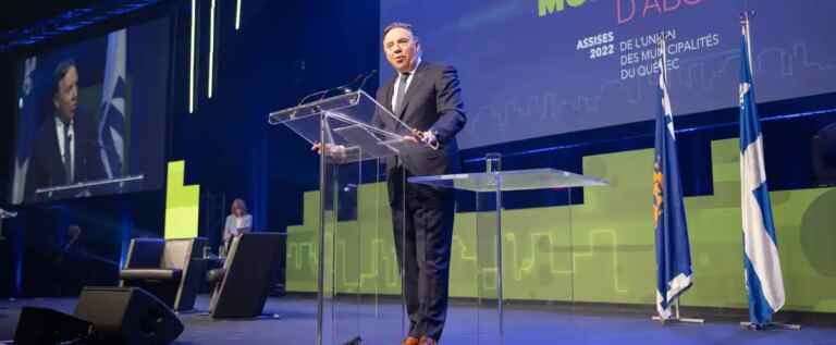 François Legault criticized urban sprawl, like Catherine Dorion, plead the oppositions