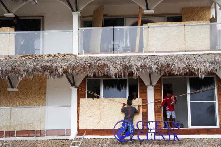 Hurricane Agatha hits the Pacific coast of Mexico