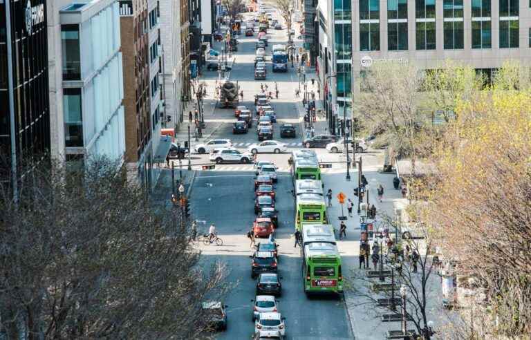 In Quebec, the tramway faces heated opposition