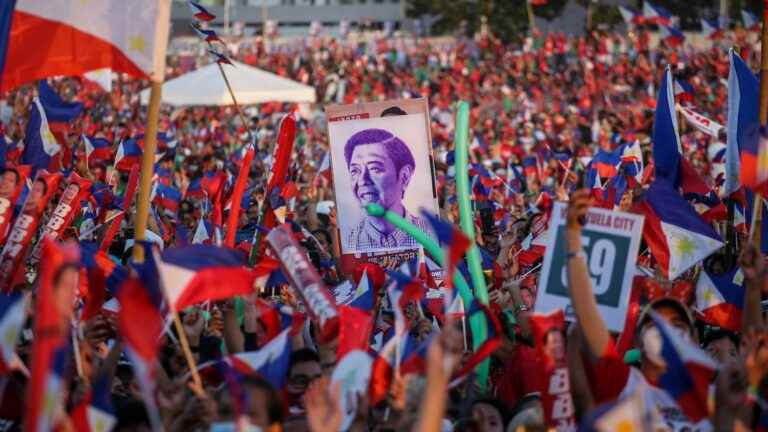 In the Philippines, the return of the dynasty of ex-dictator Marcos