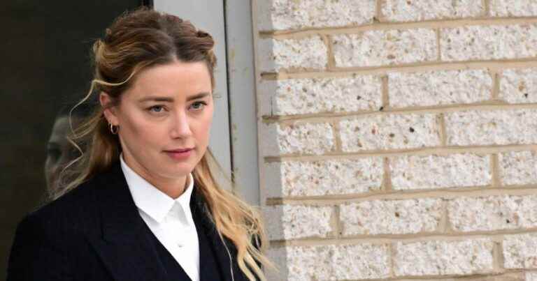 “It was from a human”: Amber Heard and Johnny Depp clash, who really defecated in the marital bed?