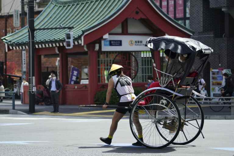 Japan cautiously reopens to a handful of foreign tourists