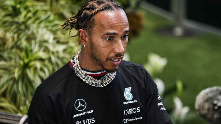 Lewis Hamilton stands up to the FIA ​​and refuses to remove his jewelry in the race