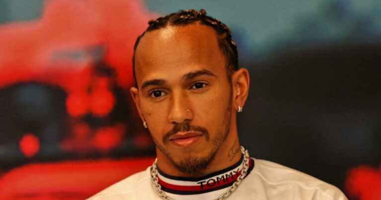 Lewis Hamilton threatened with exclusion from the Monaco Grand Prix because of his… piercing!?