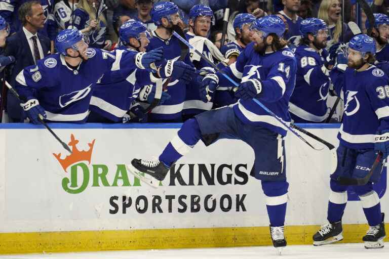 Lightning back in Eastern Finals