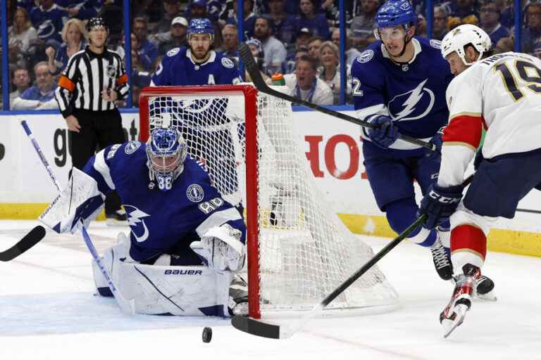 Lightning knock out Panthers in four games, advance to conference final