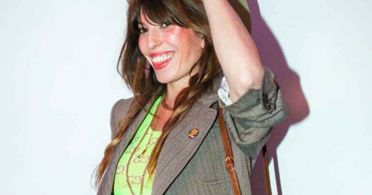 Lou Doillon pregnant: close to giving birth, she exposes her very round belly at a fashion evening