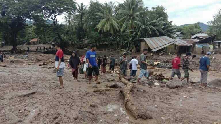 Magnitude 6.1 earthquake off East Timor, a possible tsunami