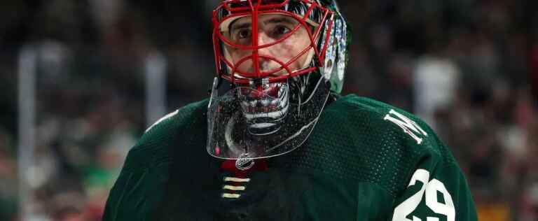 Marc-André Fleury stands up for the Wild