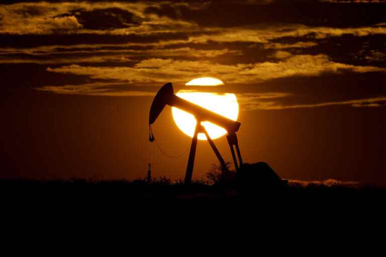 Oil declines, opening in Venezuela and possible turnaround in Europe