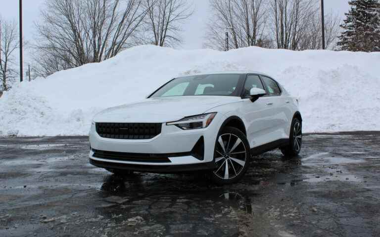 Polestar 2 2022: the seductive electric