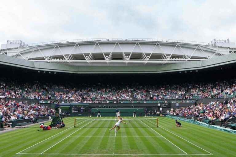 Prestige and money at Wimbledon