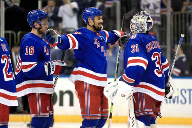 Rangers defeat Hurricanes, who still lead the series 2-1