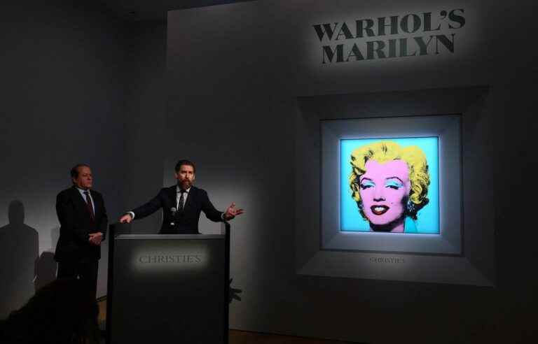 Record for a portrait of Marilyn Monroe by Warhol sold at auction for 195 million dollars