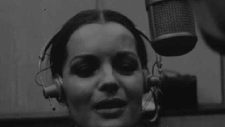 Romy Schneider, a thwarted singing career