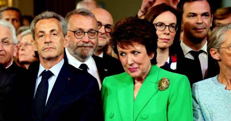 Roselyne Bachelot: Flashy green costume and pink gloss, her very noticed look against Emmanuel Macron!