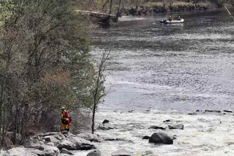 Saint-Adele |  The search will continue on Tuesday to find the teenager who fell into the river