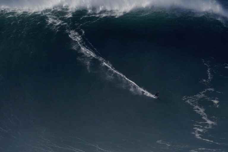 Sebastian Steudtner new record holder for biggest wave surfed