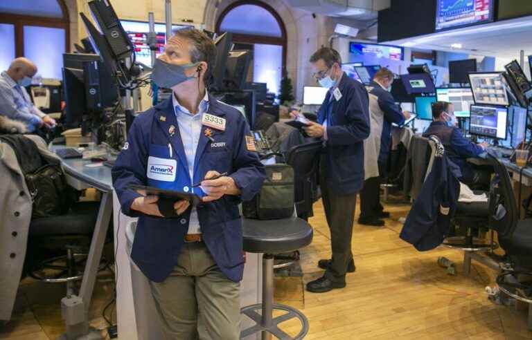 Stock markets continue to decline