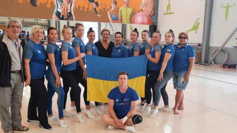 The aerobic gymnastics team of Ukraine trains in Aix les Bains