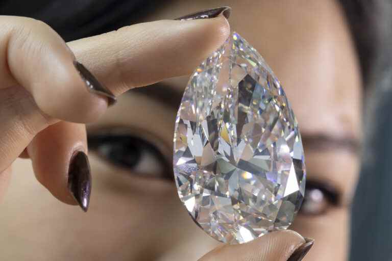 The largest white diamond auctioned at nearly 21 million euros